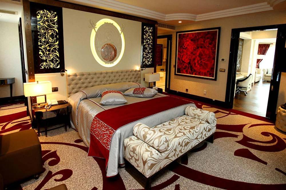 Merit Royal Premium Hotel Casino & Spa Karavas  Buitenkant foto