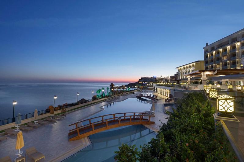 Merit Royal Premium Hotel Casino & Spa Karavas  Buitenkant foto