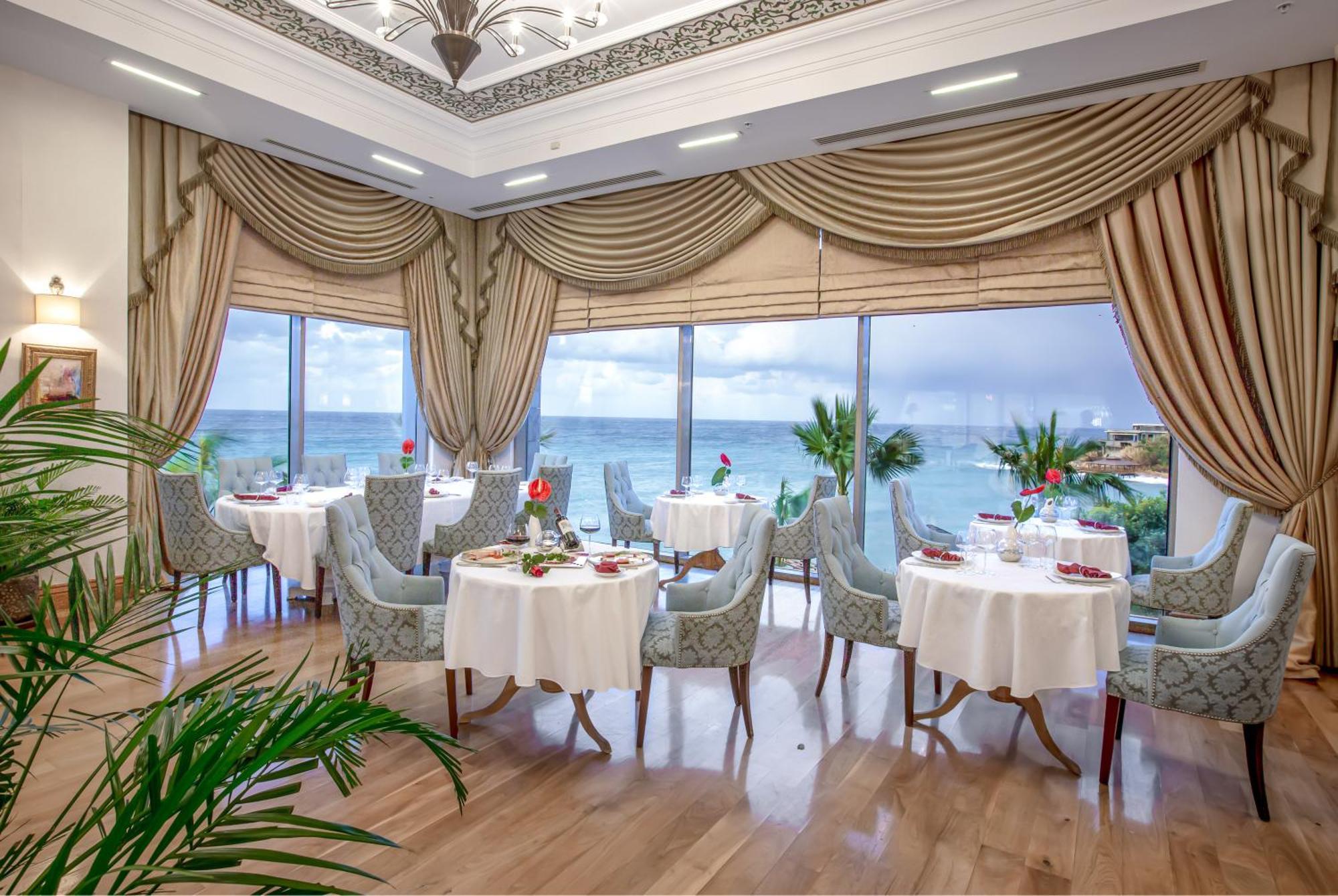 Merit Royal Premium Hotel Casino & Spa Karavas  Buitenkant foto