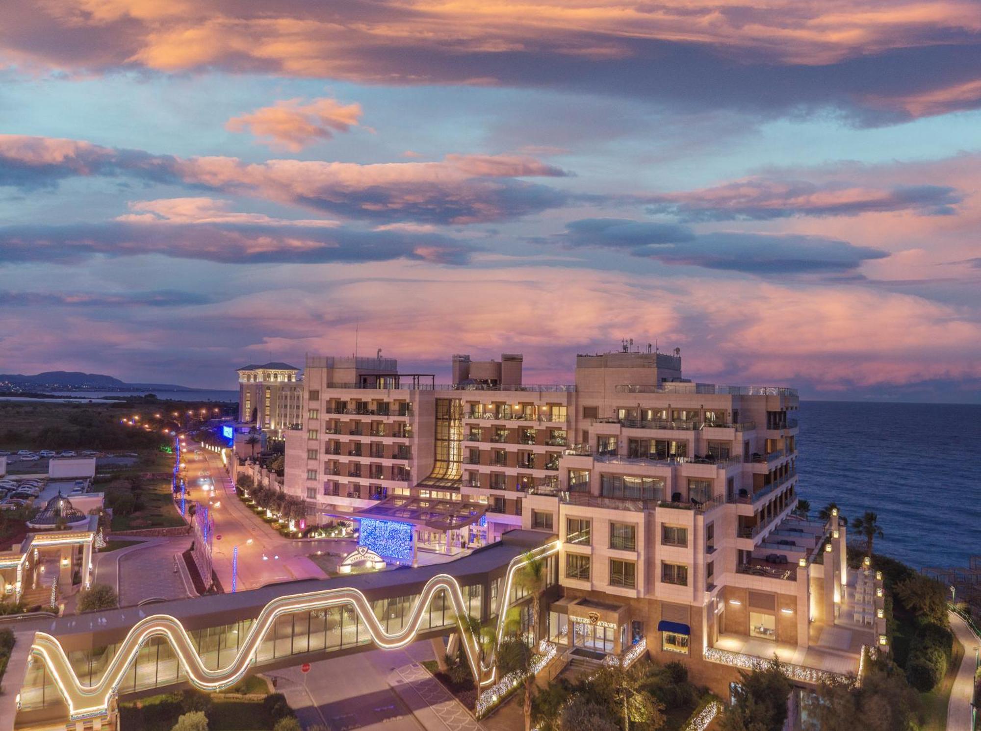 Merit Royal Premium Hotel Casino & Spa Karavas  Buitenkant foto