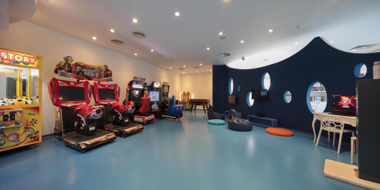 Merit Royal Premium Hotel Casino & Spa Karavas  Buitenkant foto