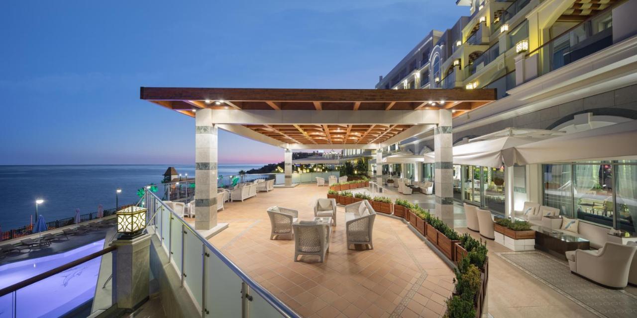 Merit Royal Premium Hotel Casino & Spa Karavas  Buitenkant foto