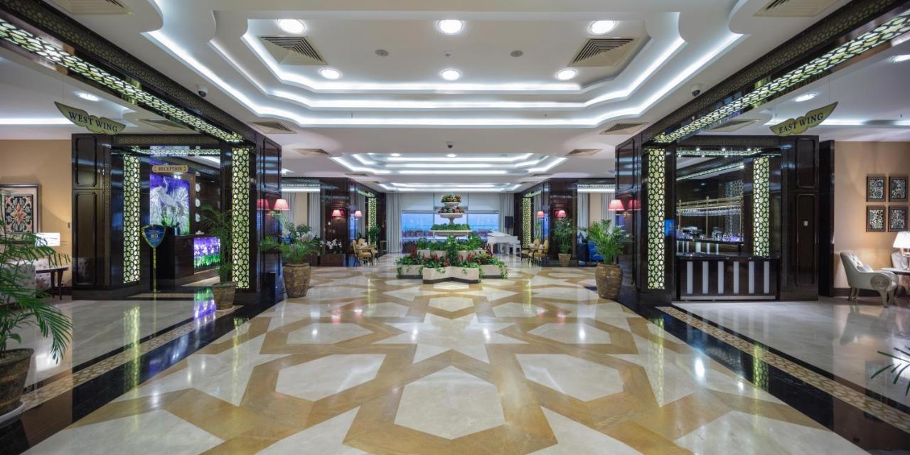 Merit Royal Premium Hotel Casino & Spa Karavas  Buitenkant foto